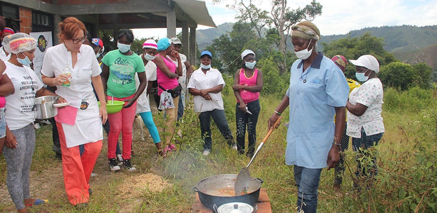 Leonor-Espinosa-Slide-1