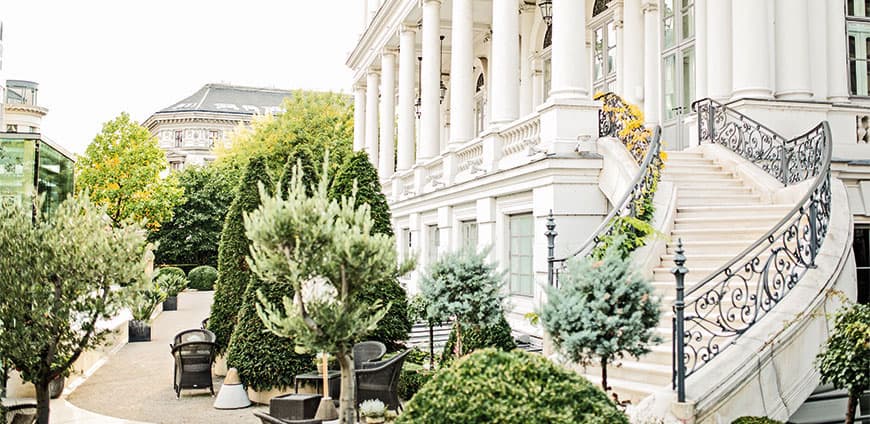 rp205-cover-story-slider-1