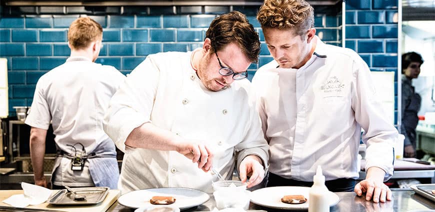 rp205-hangar7-slider-1