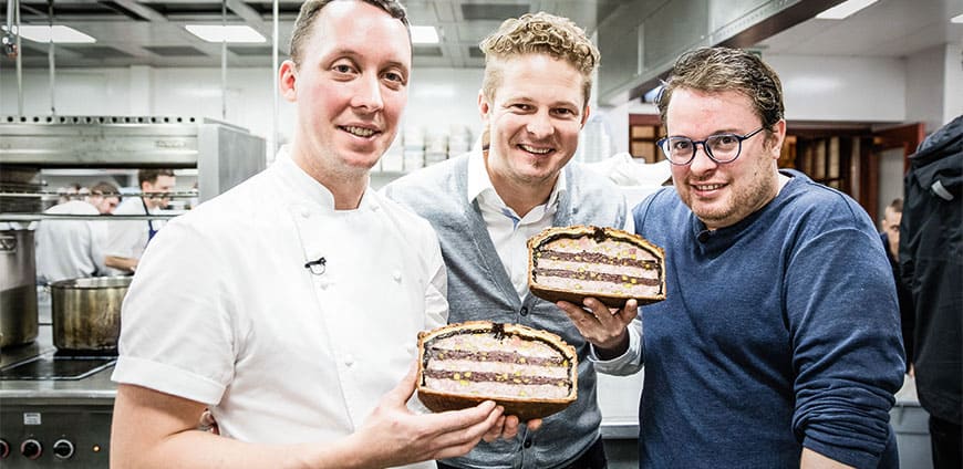 rp205-hangar7-slider-2