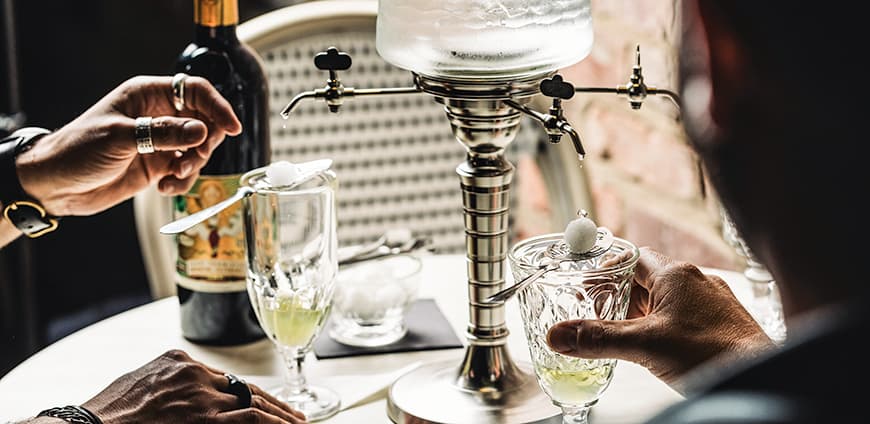 rp213-absinthesalon-01-slider