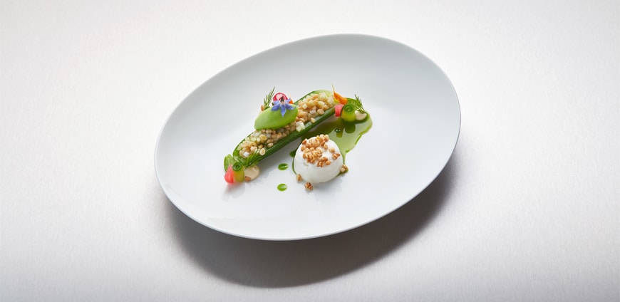 rp222_Hangar7_King_slider5