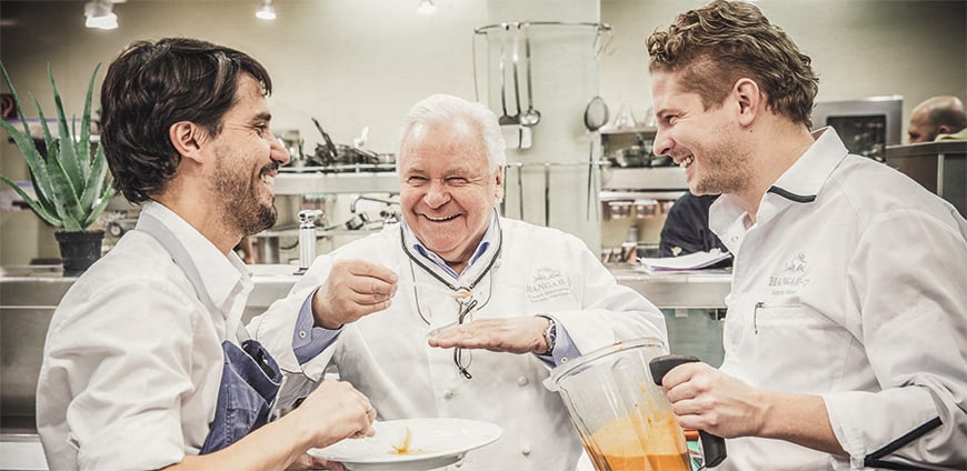 rp226_hangar7_slider5