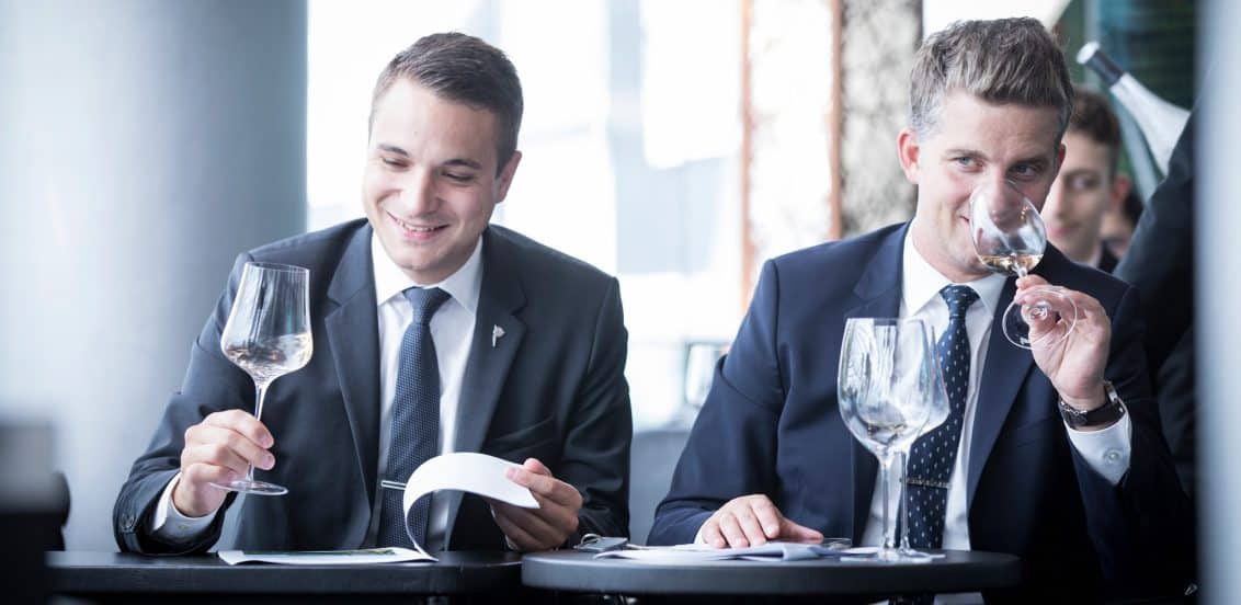 rp238_hangar-7_slider-4-1132x552