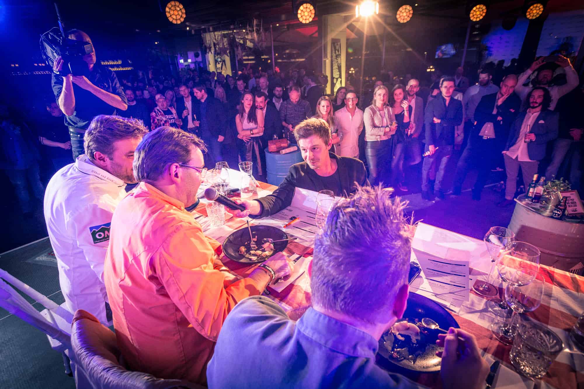 secretclub-jw-2018-100-2000x1333