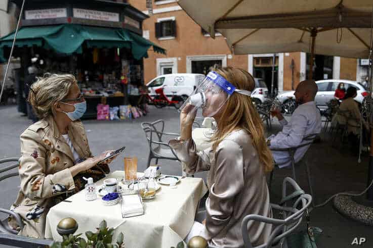 maske-italien-cafe-1