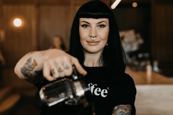 Nicole-Battefeld-3-RPA-DE-Barista-des-Jahres_-356x237