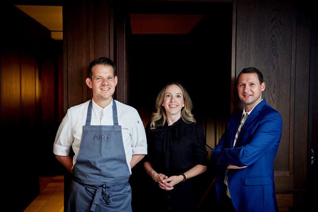 Alois_Dallmayr-Fine-Dining_Führungsteam_Max-Natmessnig-Bekah-Roberts-Natmessnig-und-Julien-Morlat_@David_Maupilé