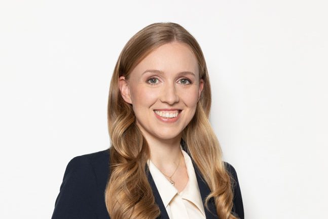 Portrait-Theresa-Berger_C_www.photo-simonis.com_-e1666010329244