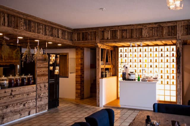 aura-alexander-herrmann