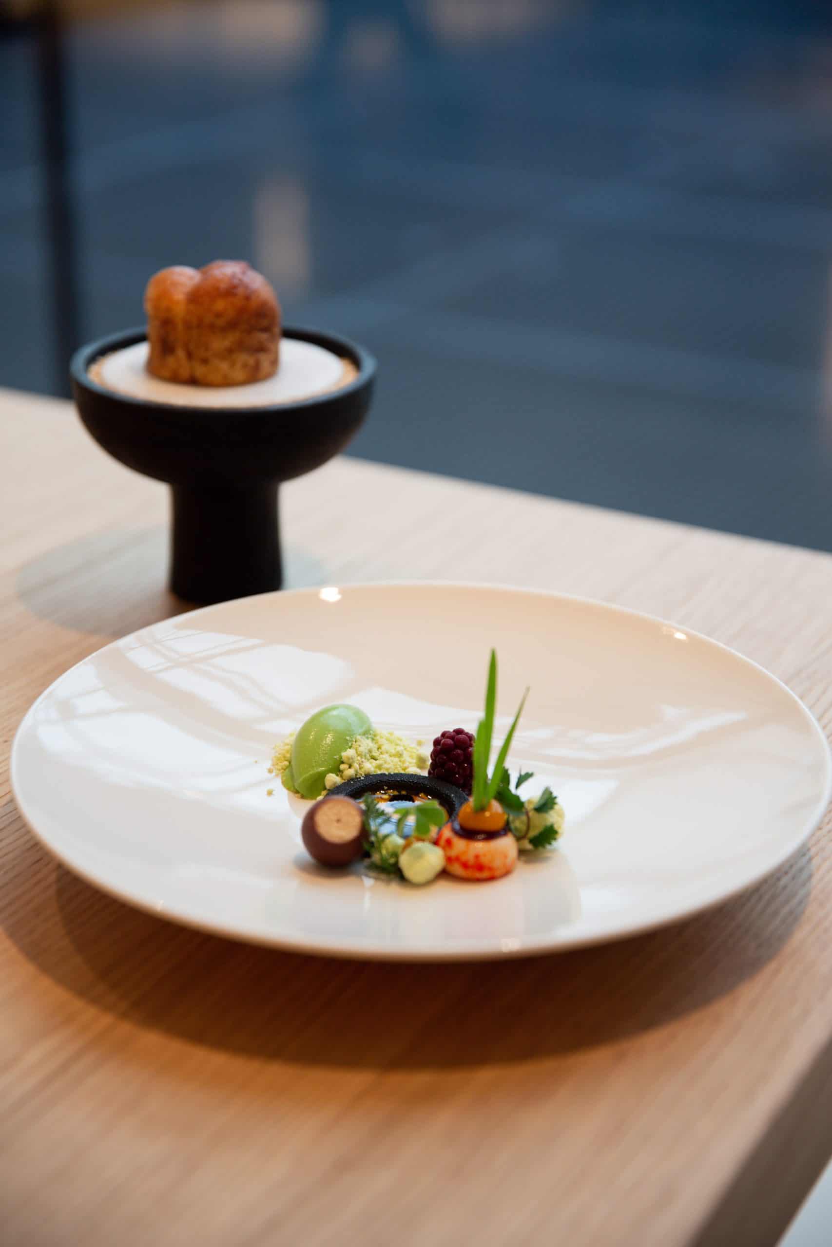 dessert-jaimy-reisinger-32x48cm-300dpi-bastian-knapp-3-scaled