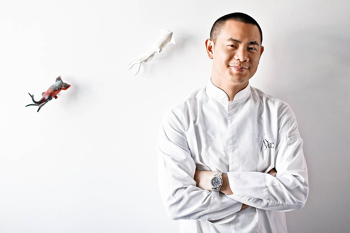 rp276-spst-hangar7-12