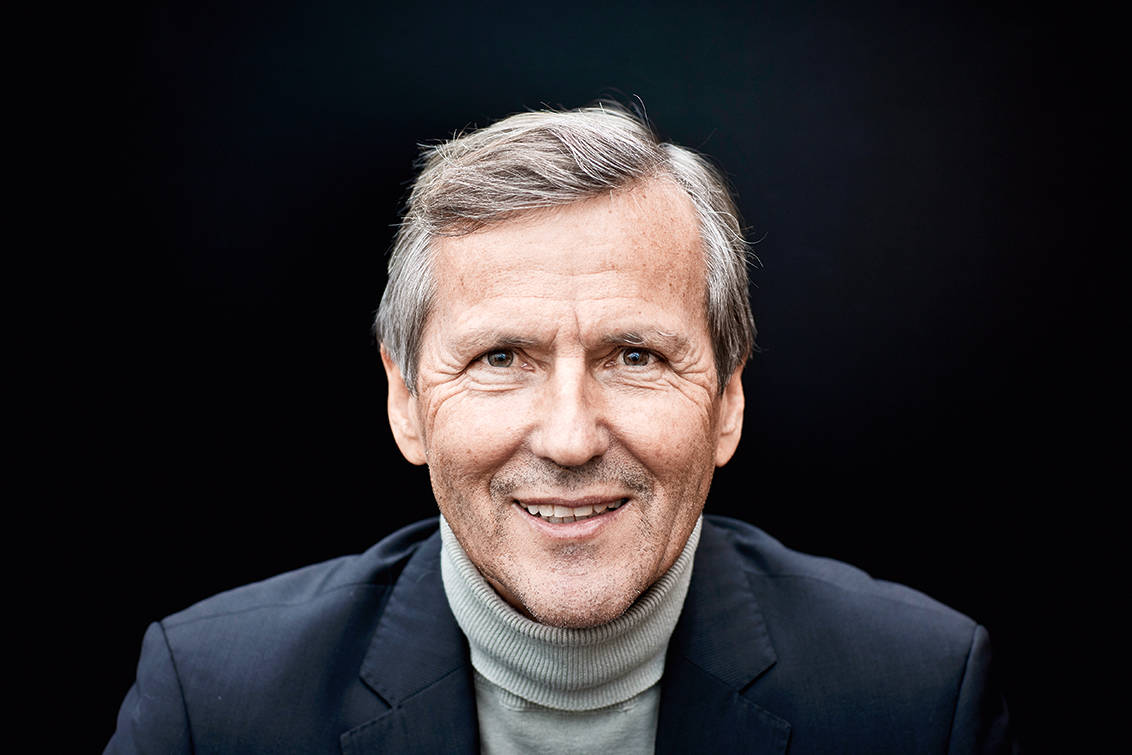 rp276-spst-hangar7-5