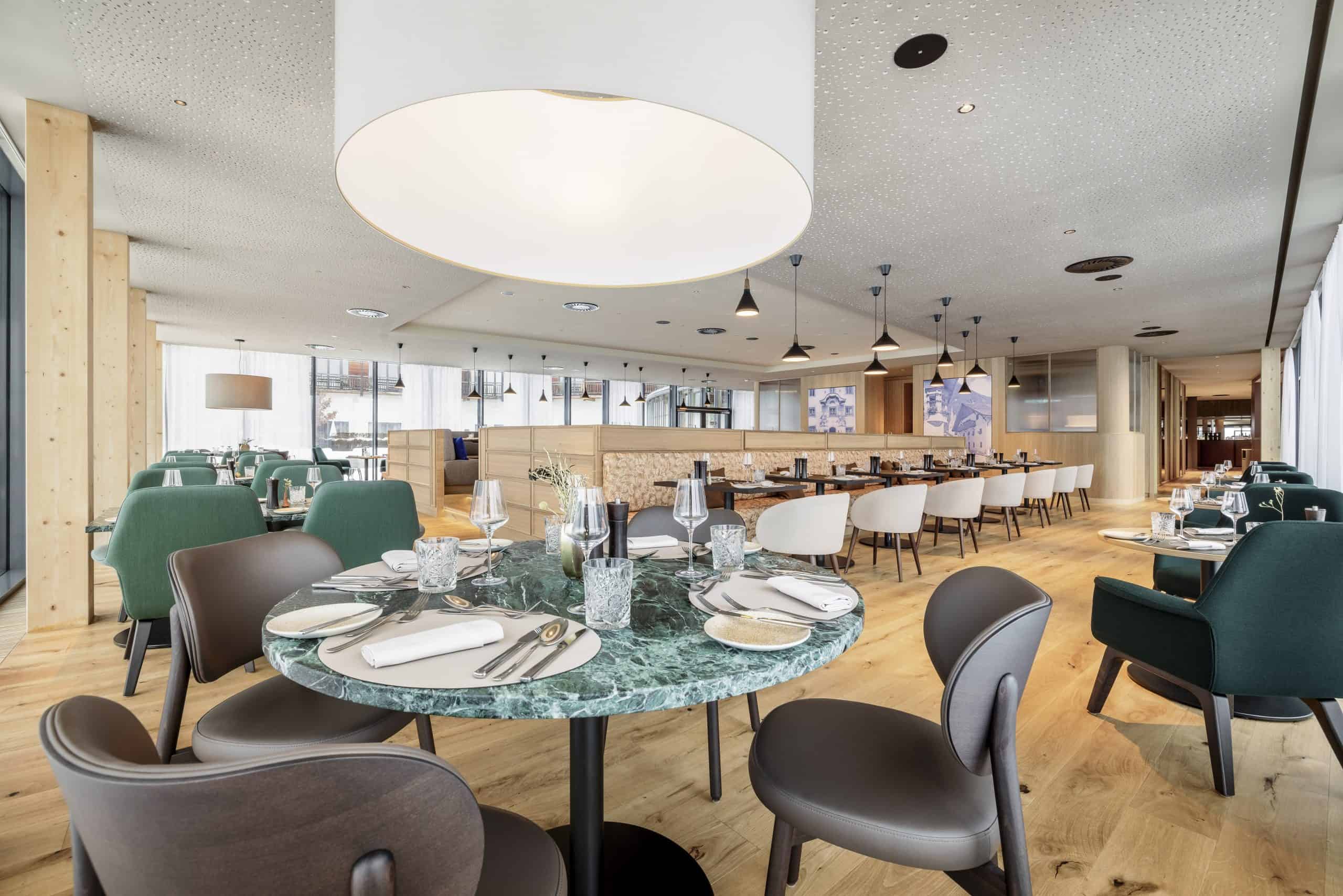 Enzian_AquaDome_byRudiWyhlidal-1991-HDR-Bearbeitet-scaled