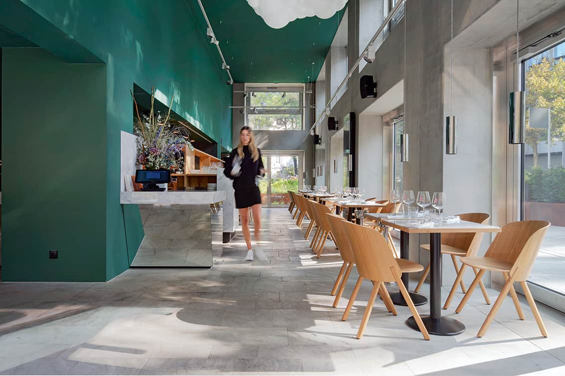 rp280-gip-elaines-world-4