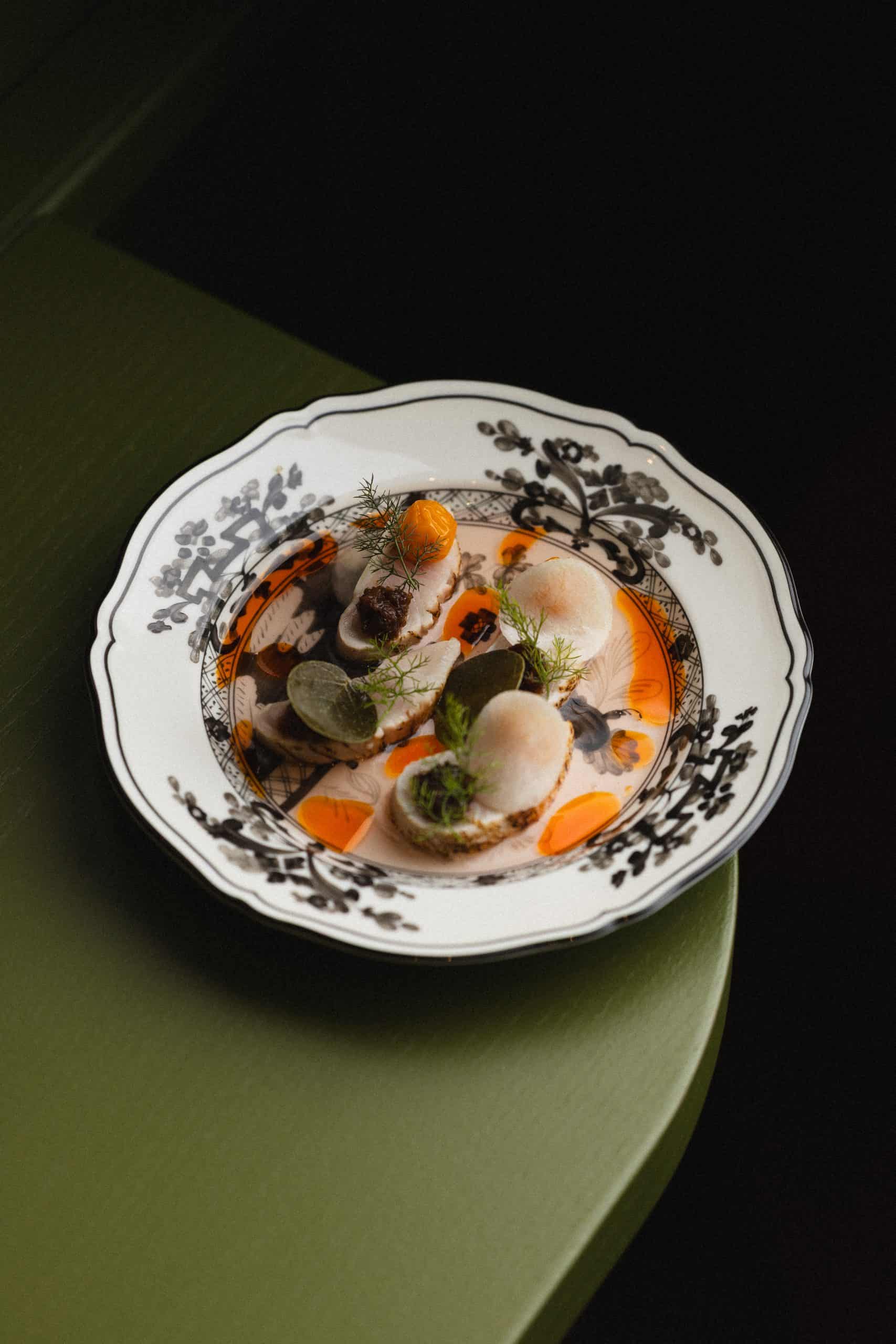 Buech_VSP_Kingfish-QuittenSeviche-Kohlrabi-scaled