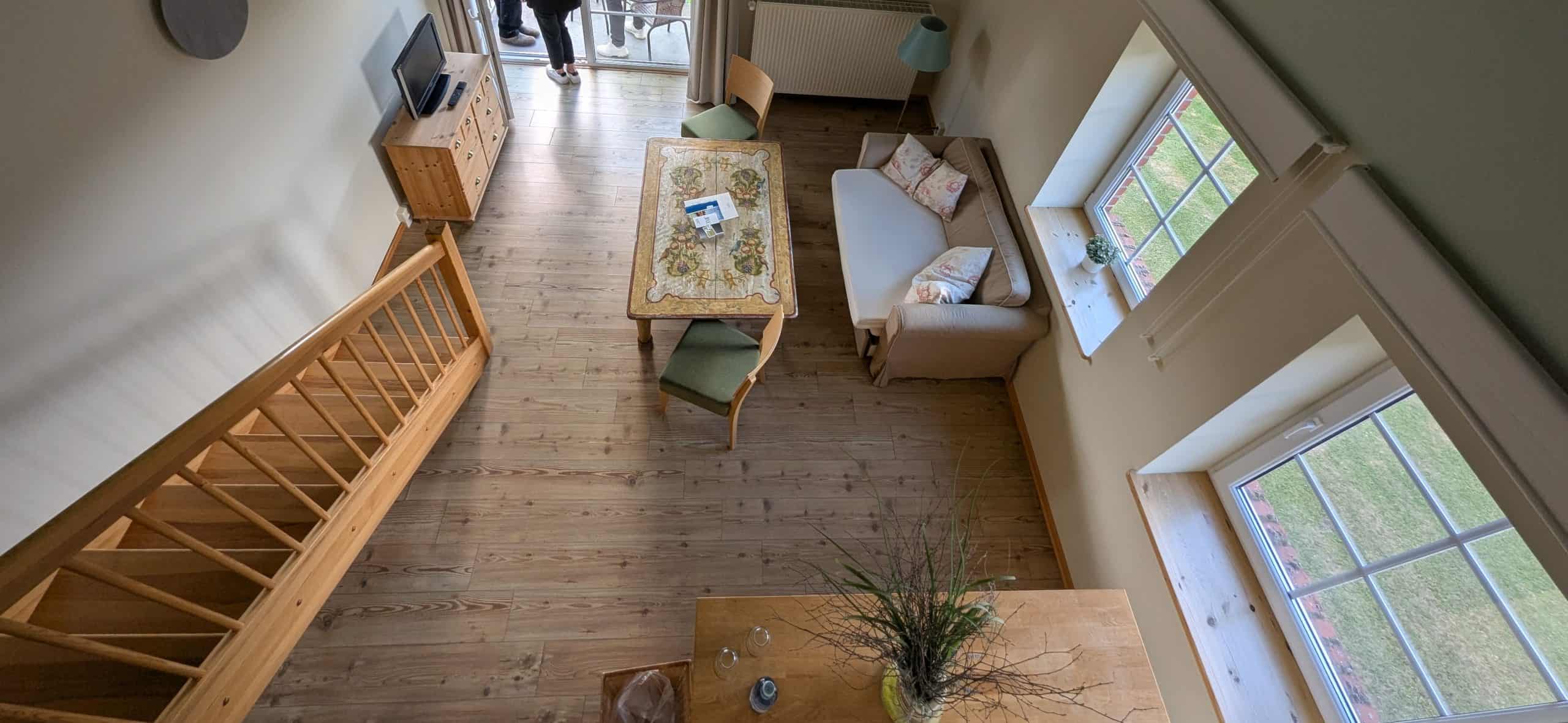 Maisonette-_Blick-nach-unten_-scaled