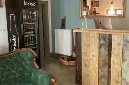 3E449D2B-F0F4-40E5-9810-BB657399B11F-260x173