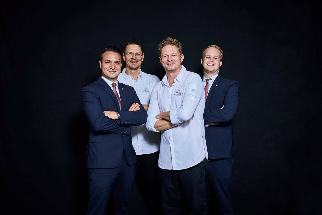 rp293-spst-hangar7-2