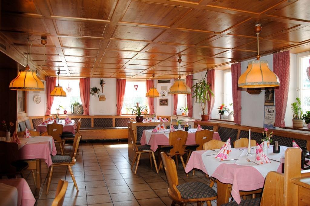 Koch/Beikoch/Chef bei Gasthof zum Fässle in Kimratshofen - Rolling Pin