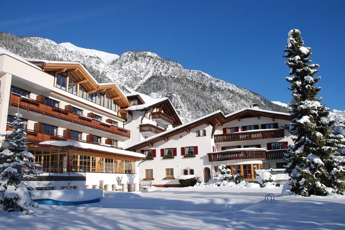 Chef de Rang bei Hotel Gridlon GmbH in Pettneu Am Arlberg