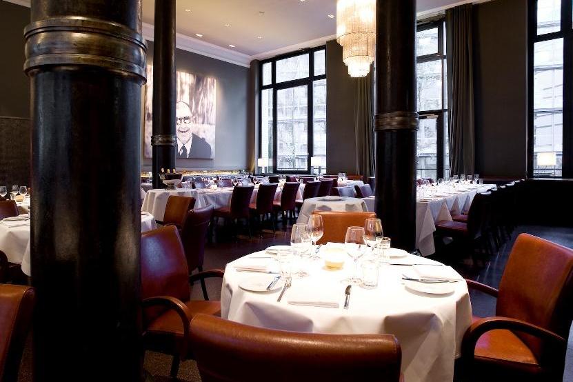 Demi Chef De Rang Bei Die Bank Brasserie Und Bar In Hamburg