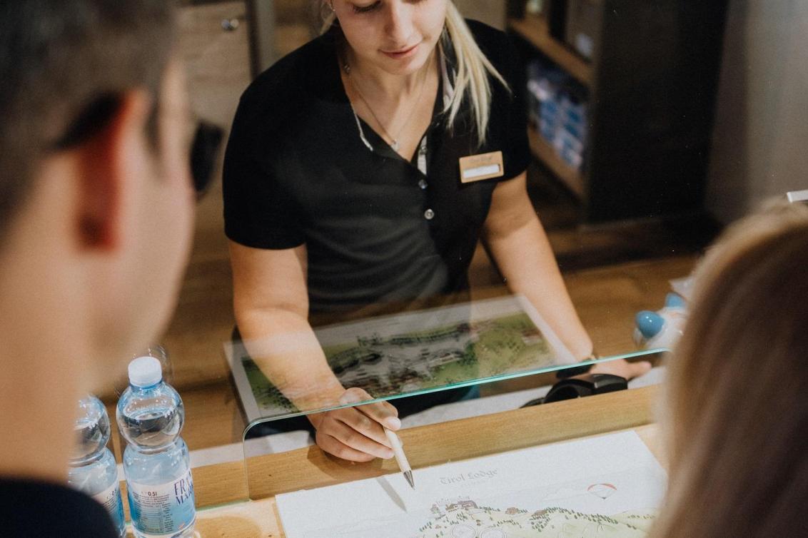 Front Office Agent bei Tirol Lodge Ellmau in Ellmau Rolling Pin