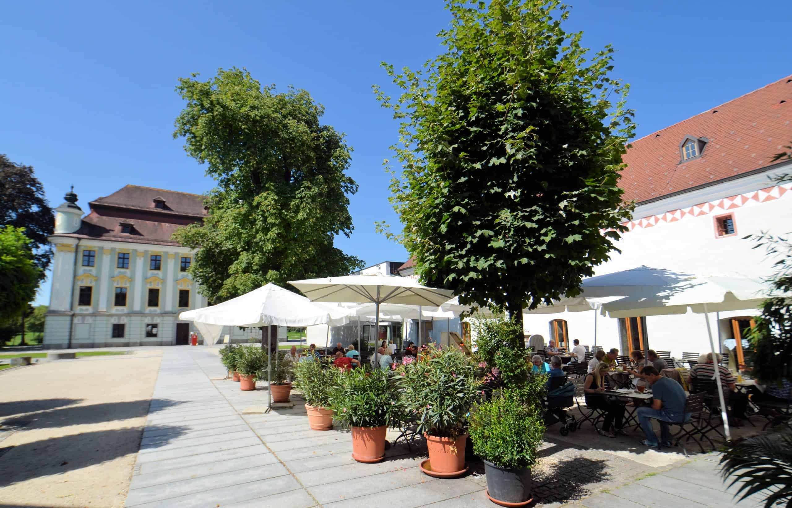 Schloss-Traun4_Credit-Florian-Kollmann-scaled