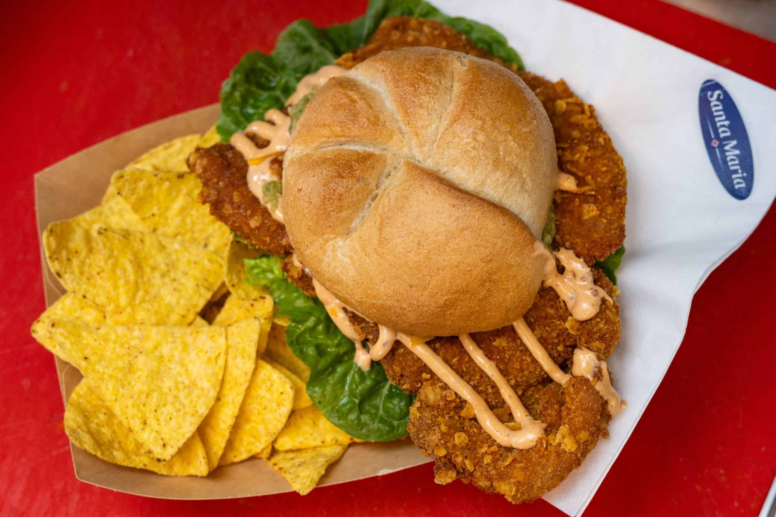 Nacho-Schnitzelsemmel_credit_Division-4_Martina-Berger-4-scaled