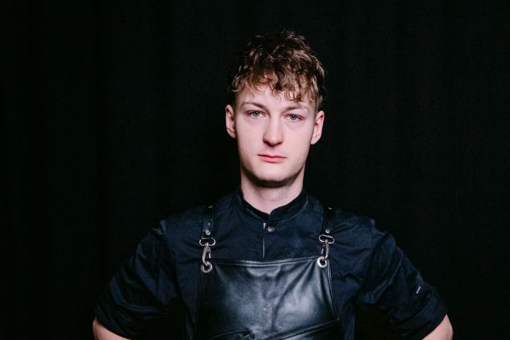 Christian-Grunau_Chef-de-Pâtisserie_c_Ira-Hendricks-e1768567173986